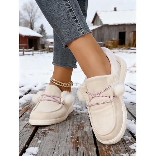 Rote Damen-Loafer mit Bommeln – flauschige Plüschschuhe mit weihnachtlichen Details für gemütliche Winterentspannung und als Weihnachtsgeschenk Image