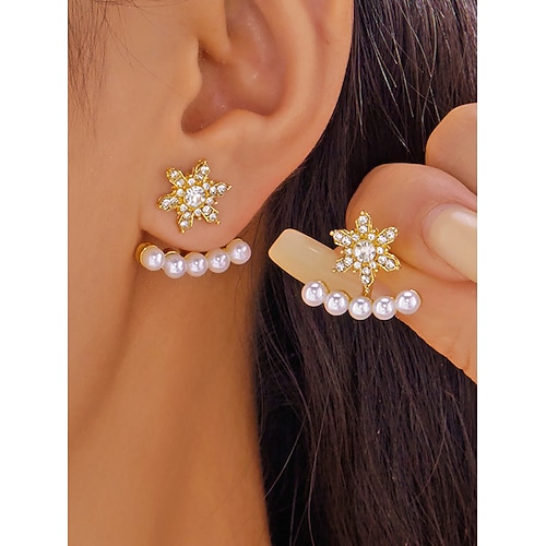 Weihnachtsohrringe mit Schneeflockenmotiv für Damen – aus einer Legierung mit Kristall- und Perlenverzierungen, eleganter Festtagsschmuck für Partys und winterliche Anlässe. Image