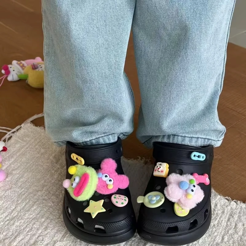 Neue Winter Plüsch Schuh Charms Set Cartoon Wurst Mund Große Augen Schuh Dekorationen Für Clogs Geeignet Für Diy Sandalen Party Geschenke
