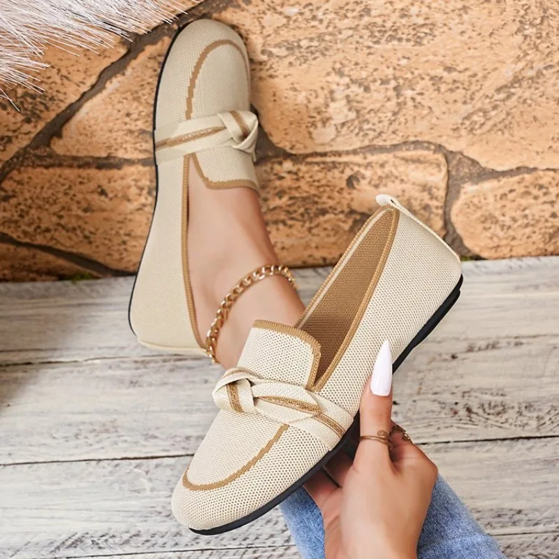 Women Flats 2025 New Knitted Breathable Flat Shoes Women Large Size Lightweight Loafers Anti-Slip Casual Flat Sneakers Women