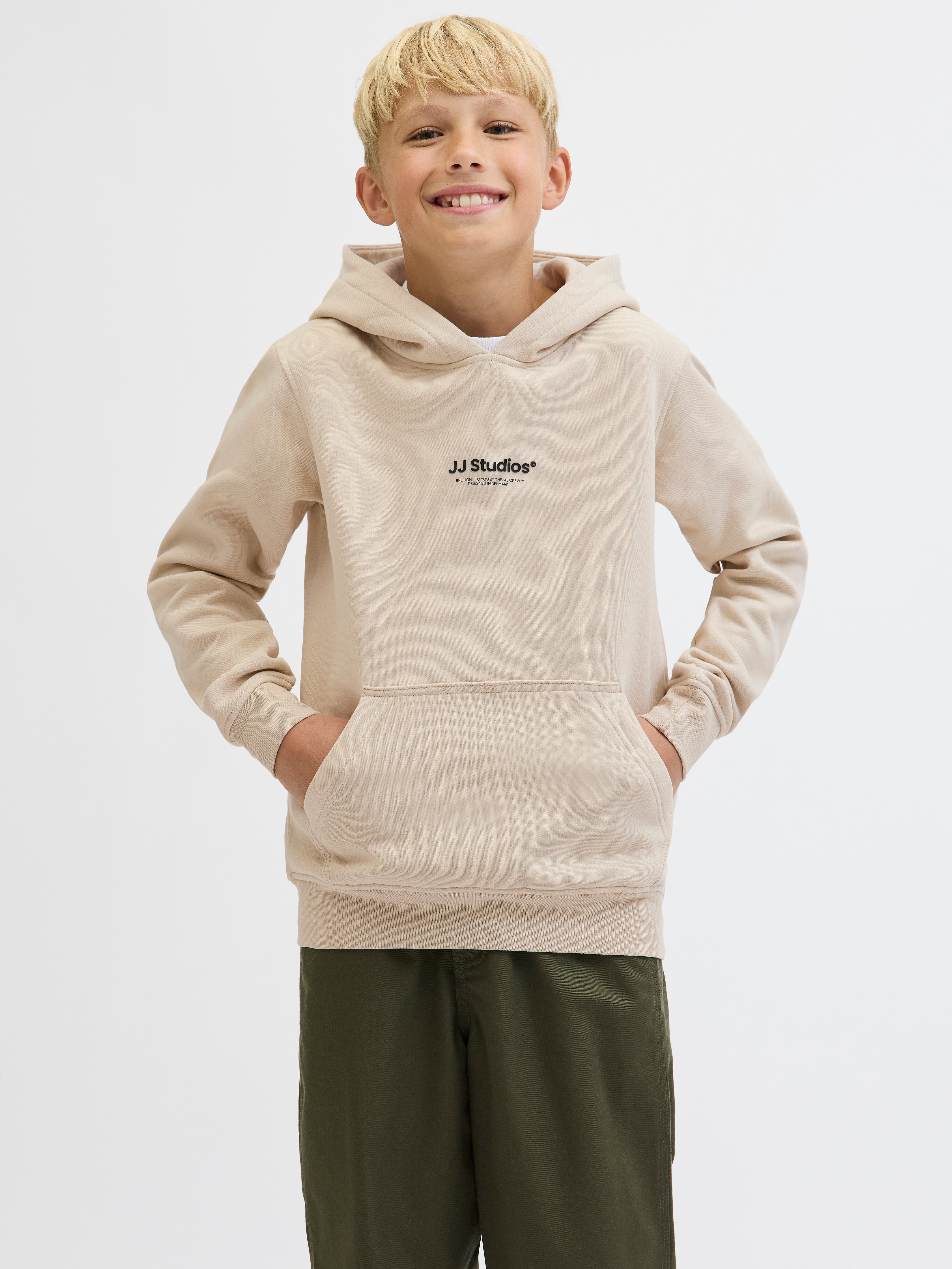 Kapuzensweatshirt JACK & JONES JUNIOR "JJESOHO SWEAT HOOD NOOS JNR", Jungen, Gr. 128, gelb (moonbeam), angeraute Sweatware, Obermaterial: 80% Baumwolle, 20% Polyester, bedruckt, relaxed fit normal, Rundhals, Rippbündchen, Sweatshirts,...