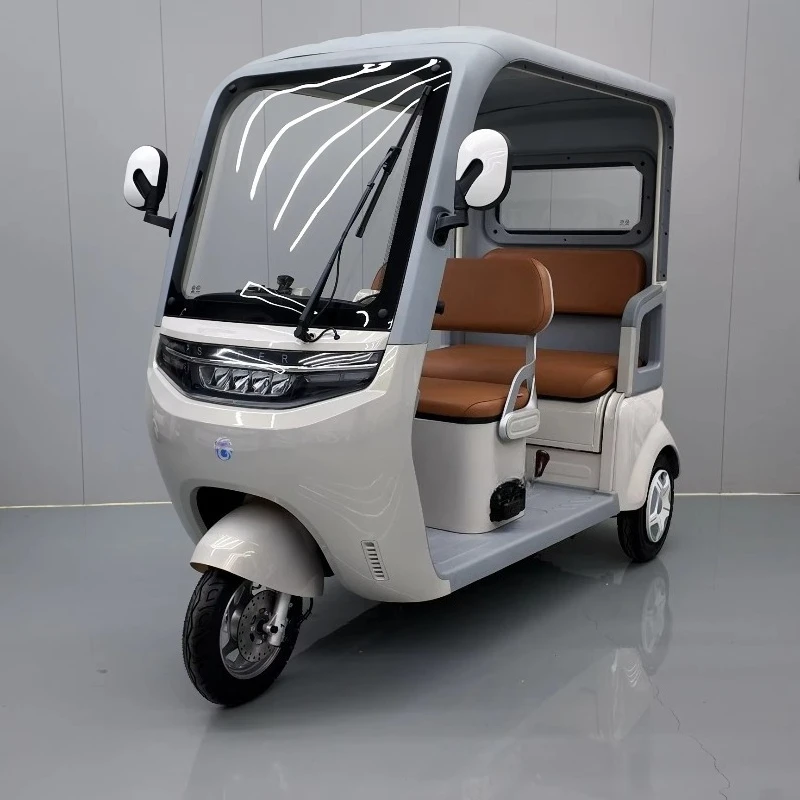 Elektrisches Dreirad mit 3000 Watt Motorleistung, 400 kg Nutzlastkapazität, motorisiertes 3-Sitzer-Busdach zum Transport von Ladungen Image