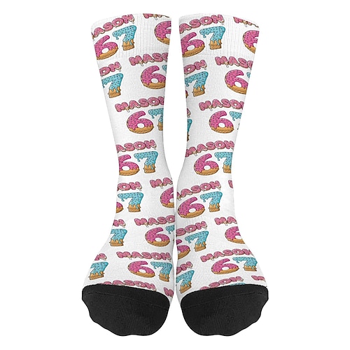 Lustige Socken mit dem 67-Meme, sportliche Crew-Socken, lässige, nahtlose Socken mit Print aus weichem, atmungsaktivem Material, bequemer Alltags-Sportstil zum Gehen, Laufen und fürs Fitnessstudio. Image