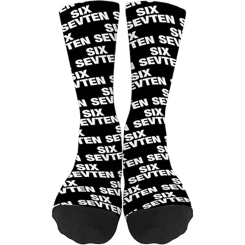 Lustige Socken mit dem 67-Meme, sportliche Crew-Socken, lässige, nahtlose Socken mit Print aus weichem, atmungsaktivem Material, bequemer Alltags-Sportstil zum Gehen, Laufen und fürs Fitnessstudio. Image