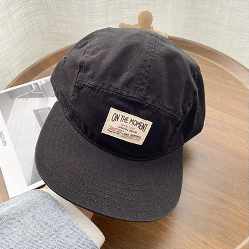 ON THE MOMENT Retro Men's and Women's Street Hip Hop Hat Fashion Petal Sunshade Hat Baseball Hat Casual Versatile Flat Edge Hat