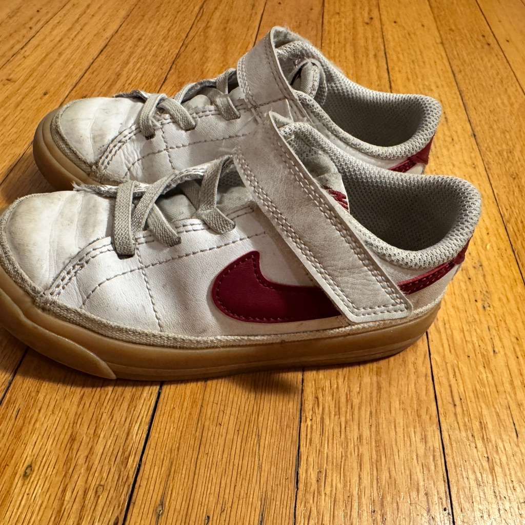 Nike Shoes | Kids Nike White And Red Nike Shoes | Color: Red/White | Size: 10g