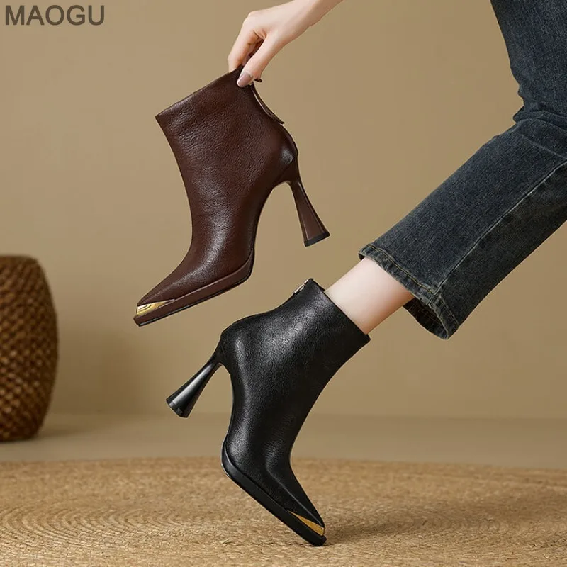 High Heels Kurze Stiefel für Büro Damen Alltagskleidung PU-Leder Schwarz Braun Spitzschuh Ankle Bootie Damen Hohe Stiefel Reißverschluss hinten Image