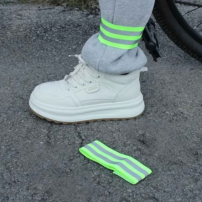 2er-Pack Fahrradgurt mit reflektierenden Streifen – robuste Fahrradbeingurte für Mountainbiken, Nachtfahrten – rutschfester Griff Image