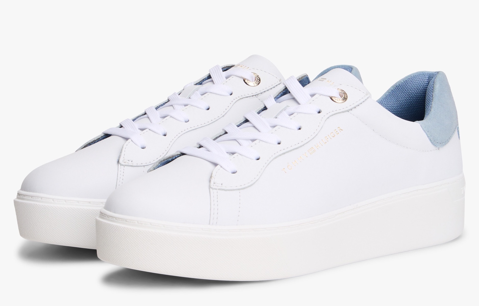 Plateausneaker TOMMY HILFIGER "CHIC PLATFORM CUPSOLE SNEAKER", Damen, Gr. 39, weiß, hellblau, Leder, Schuhe Plateausneaker, Freizeitschuh, Halbschuh, Schnürer mit schönem TH-Logoelement