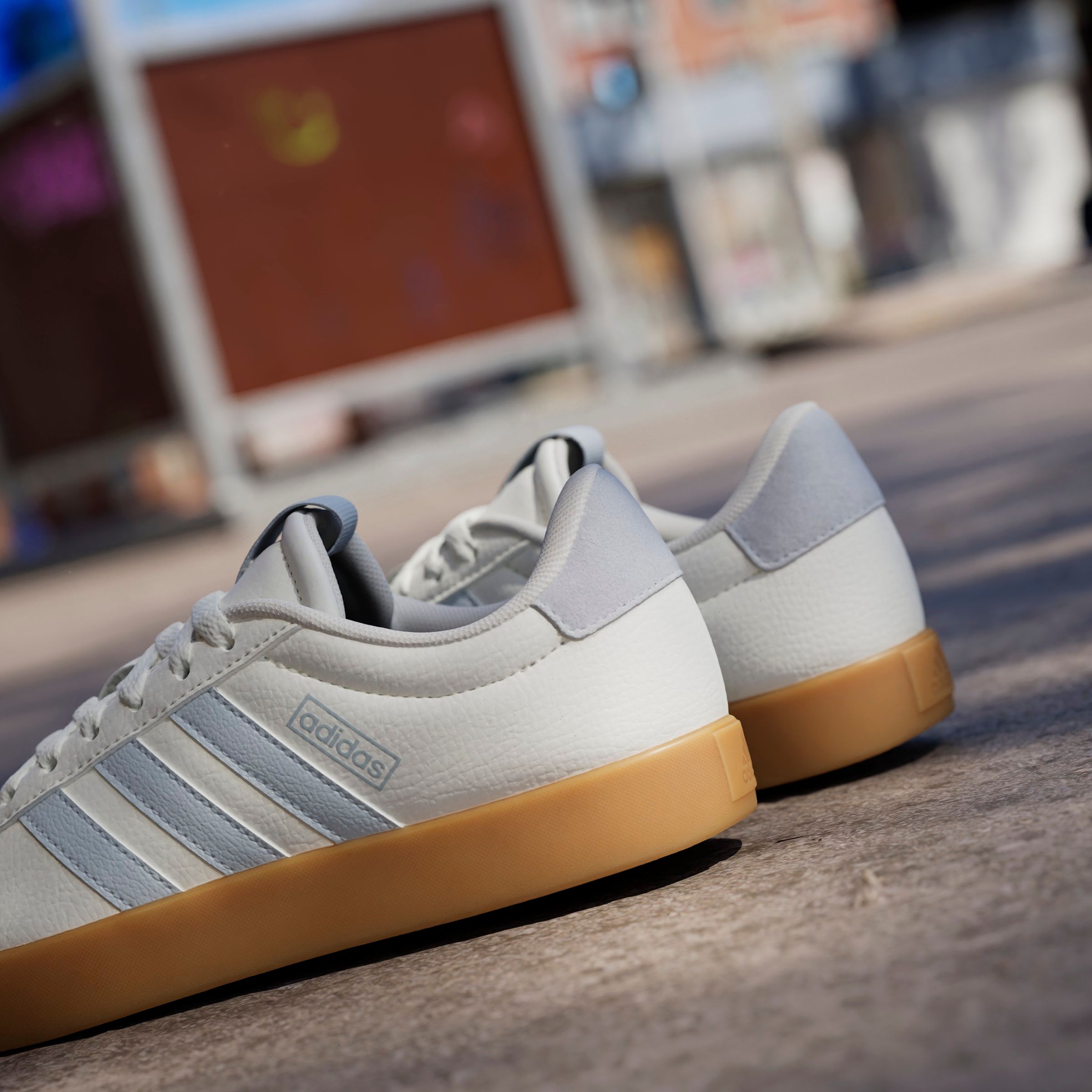Sneaker ADIDAS SPORTSWEAR "VL COURT 3.0", Damen, Gr. 36, core weiß, halo blau, gum 3, Leder, Synthetik, Schuhe Sneaker