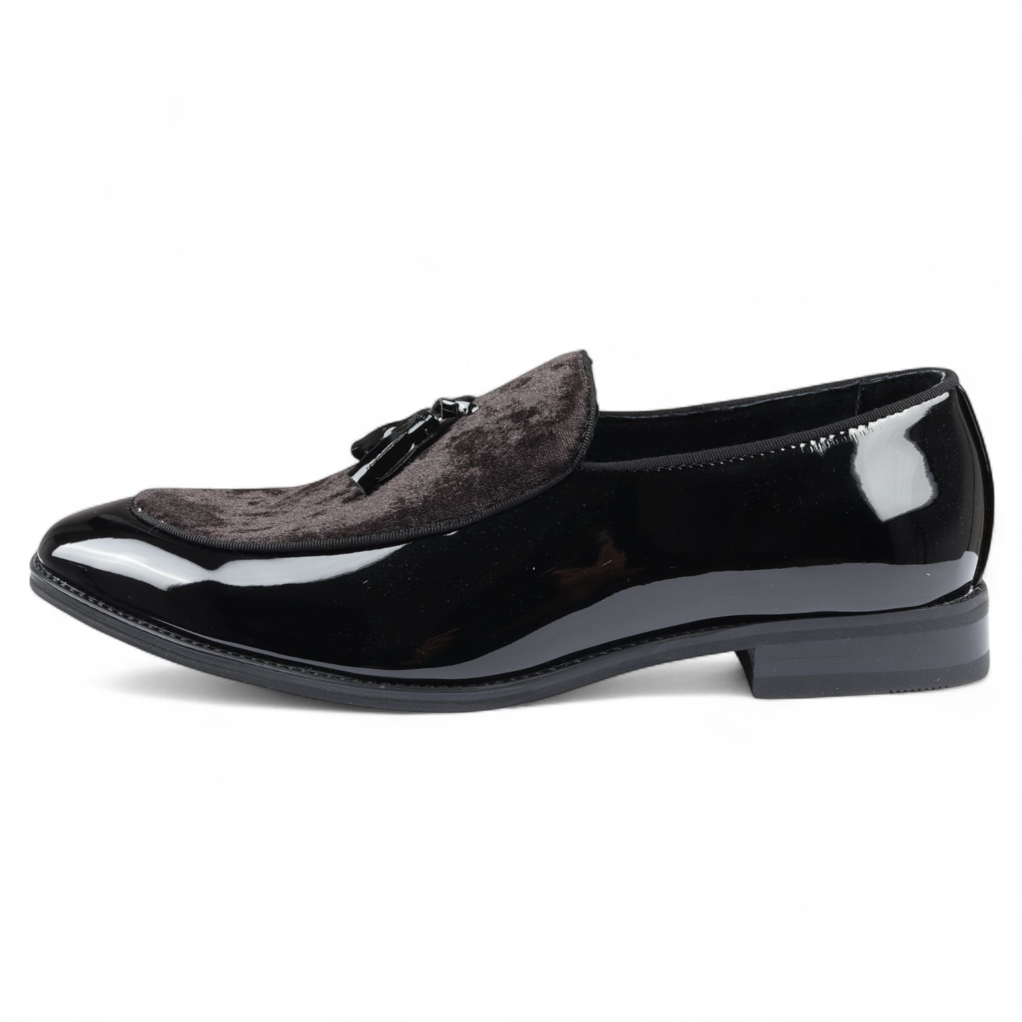 Herren Loafer aus schwarzem Samt mit Quaste, formelle Lackschuhe Image