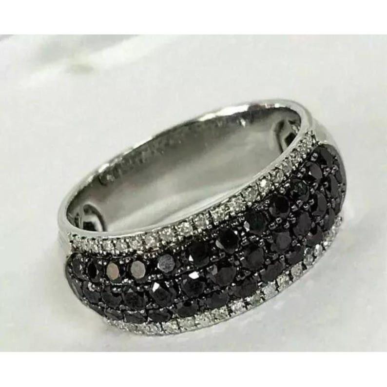 Splendido anello con fascia di diamanti neri taglio rotondo, anello di nozze in argento sterling 925 con diamanti moissanite, regalo di anniversario p