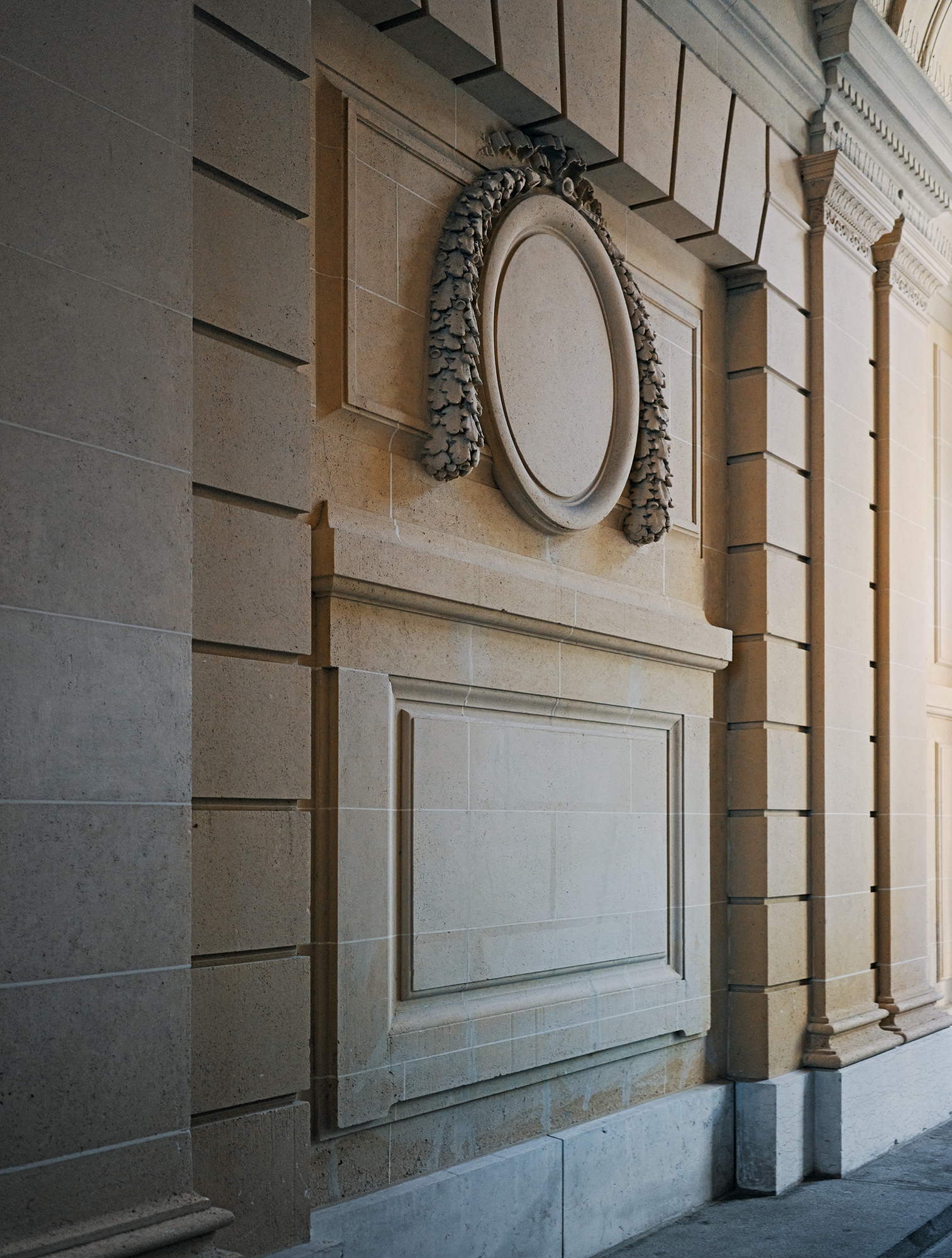 Vliestapete LIVING WALLS "Fototapete Fassade Klassik Sandbeige - Architektur", natur, B:2,12m H:0,02m L:2,8m, Vlies, Tapeten Image