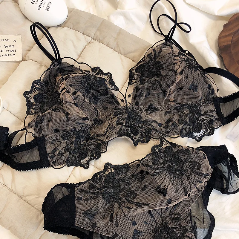 Französisch Spitze Blumen Stickerei BH-Set sexy ultra dünne Frauen Unterwäsche neue Dreieck Tasse Draht frei Bra lette romantische Dessous-Set Image