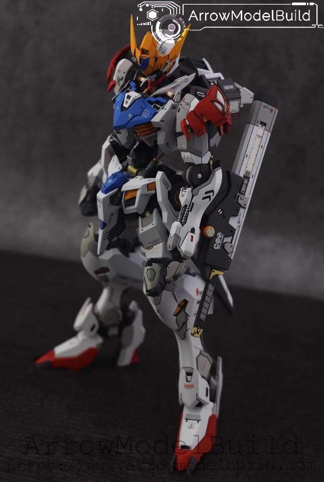 AeroModelBuild Gundam Barbatos (Shaping) Kit modello MG 1/100 costruito e dipinto
