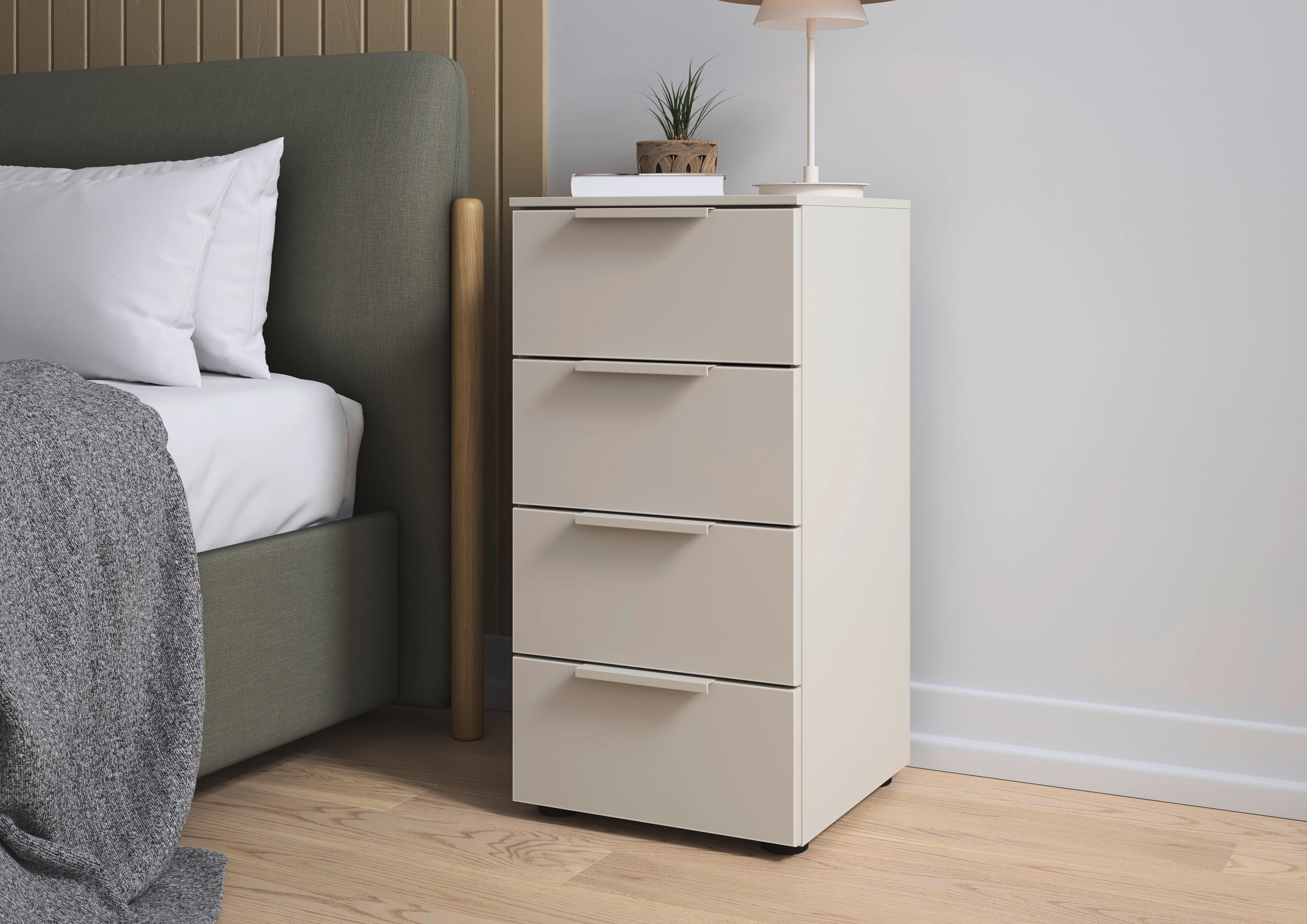 Kommode "Kommode Sideboard Schubladenkommode SERINA eleganter Eyecatcher", beige, beige mattglas (champagner), B:40cm H:81cm T:42cm, Holzwerkstoff, LEGER HOME BY LENA GERCKE, Sideboards, Kommode, mit 4 Schubkästen sowie hochwertigen Metallgriffen...