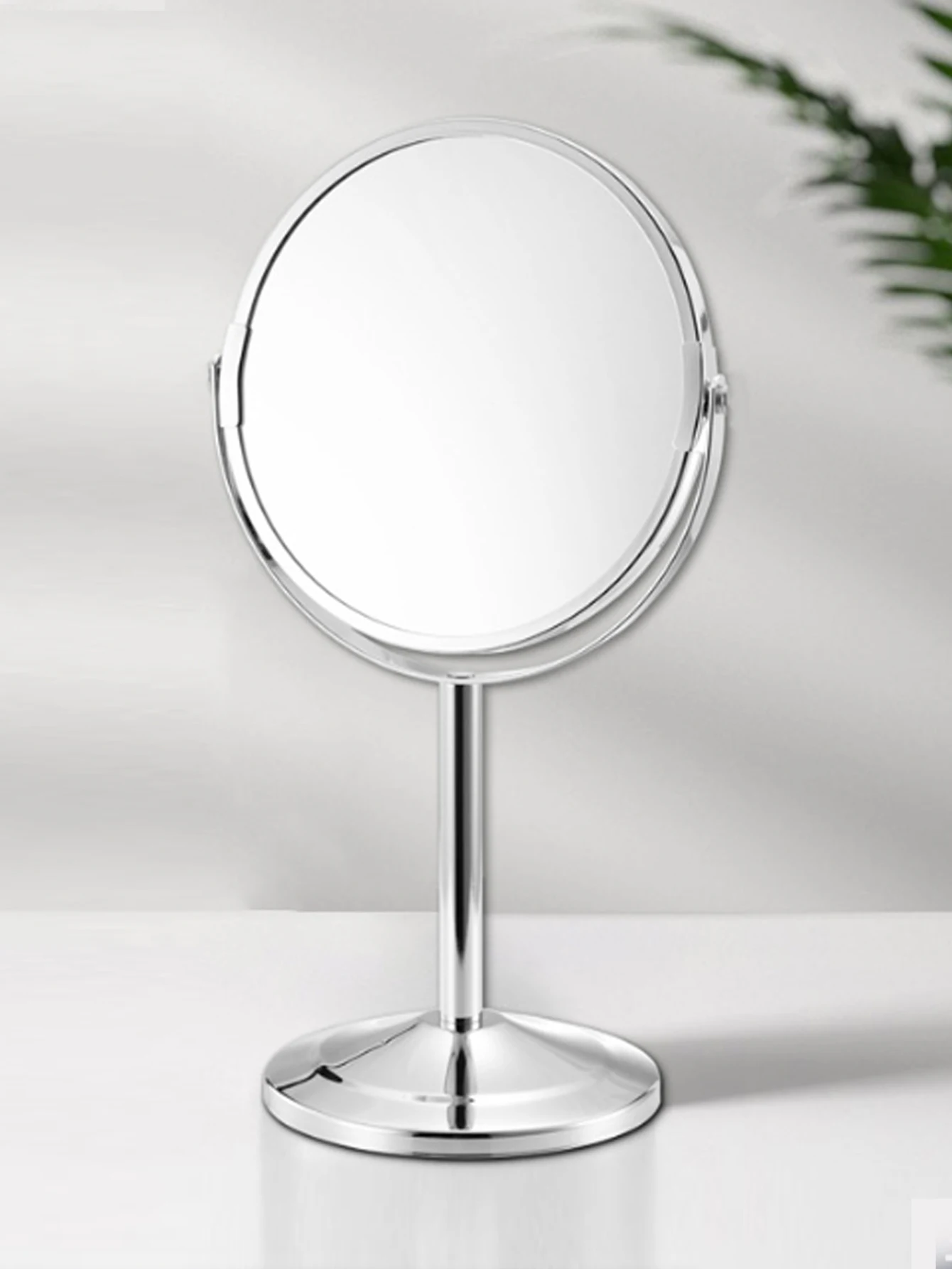 1 Stück großer silberner Make-up-Spiegel, klarer doppelseitiger Tisch-Schönheitsspiegel, silberner Vergrößerungs-Kosmetikspiegel aus Metall, 360 ° Rotation
