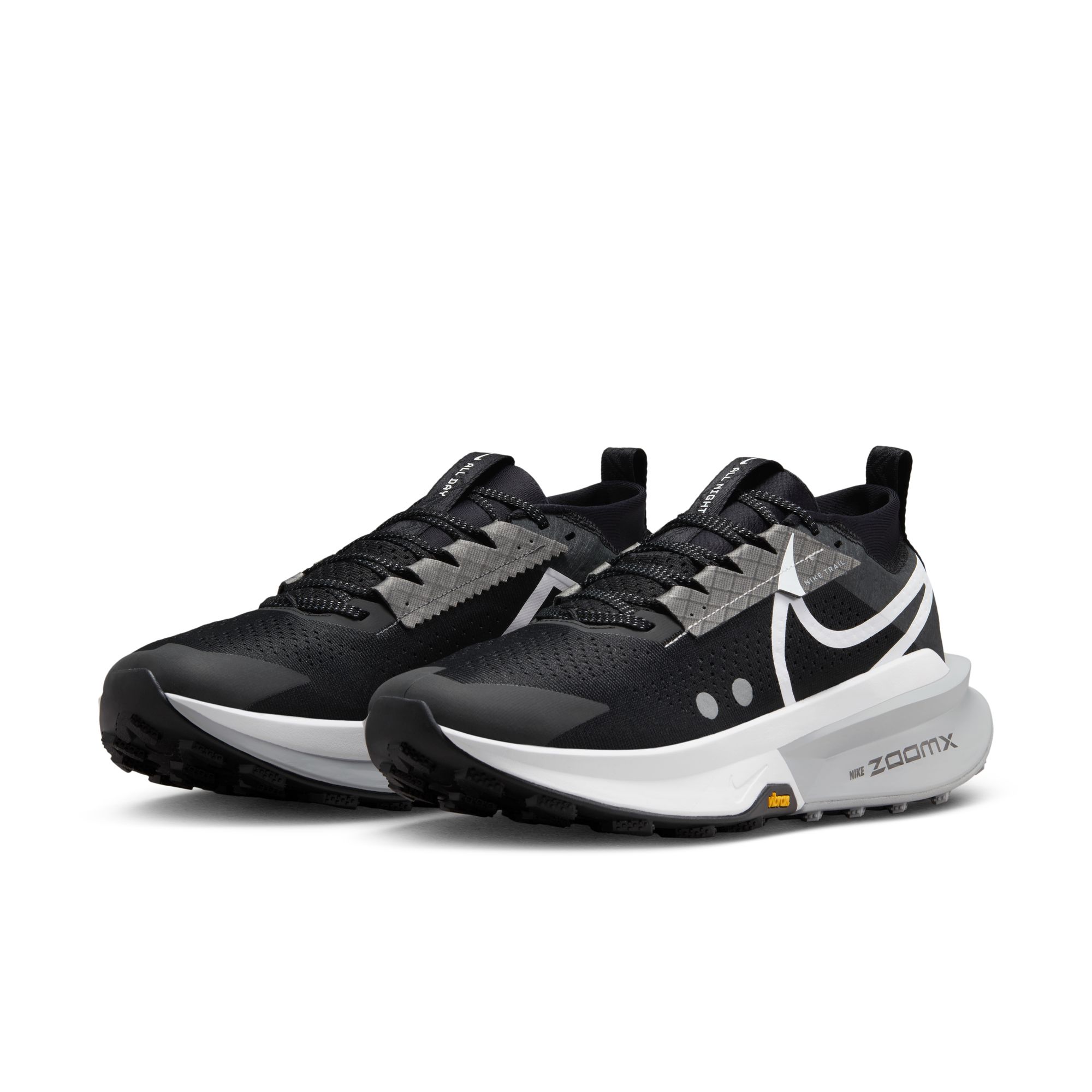 Trailrunningschuh NIKE "ZOOMX ZEGAMA TRAIL 2", Damen, Gr. 45,5, schwarz, weiß, wolf grau, anthrazit, Synthetik, Textil, Schuhe, griffige Sohle für Grip im Trail