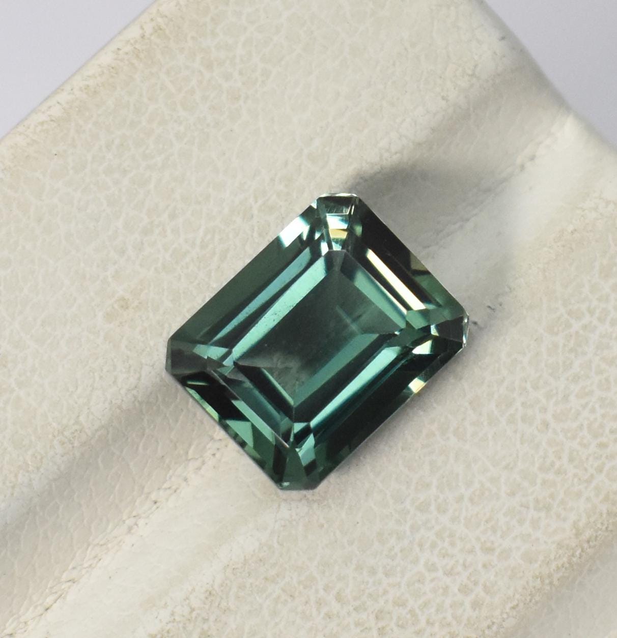 Tormalina verde taglio ottagonale 5 x 3 mm 6 x 4 mm 7 x 5 mm 8 x 6 mm 9 x 7 mm 10 x 8 mm 12 x 10 14 x 10 mm 16 x 12 mm 18 x 13 mm 20 x 15 mm Pietra pr