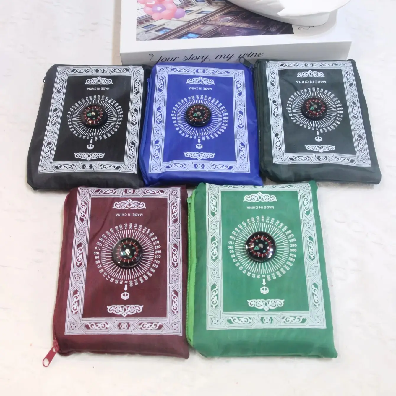 5 Stück tragbarer Gebetsteppich mit Kompass, kniende Matte für muslimischen Islam, wasserdichter Gebetsteppich mit Tasche, 65 x 100 cm Image