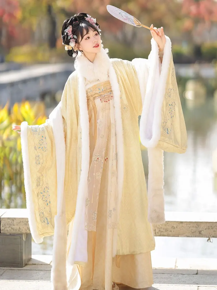 Damen-Weihnachtskostüm, Winter, verdickt, blau, gelb, lila, bestickt, Hanfu-Anzüge, weibliches Neujahrskostüm, Party-Outfit Image