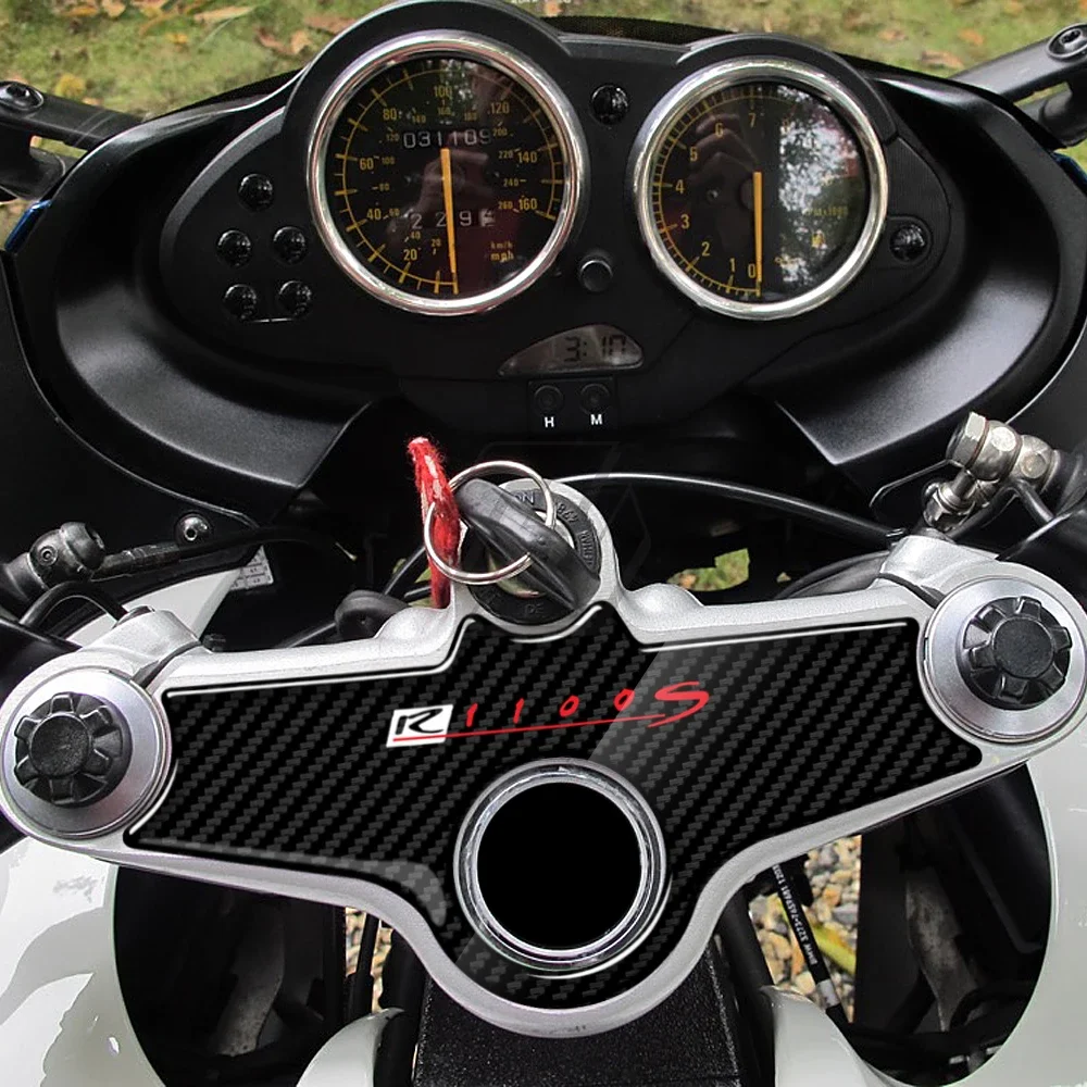 3D Carbon-Look Upper Triple Yoke Defender für BMW Motorrad R1100S 1996–2001 Image