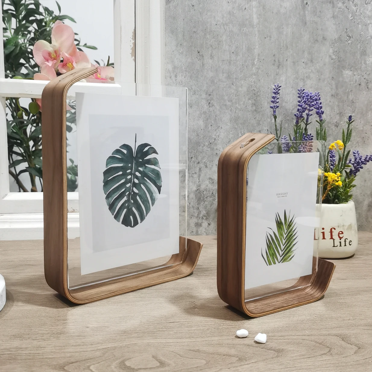 L-förmiger schwebender Fotorahmen, einzigartige natürliche Maserung, Holzfurnier und Acryl, moderne Geschenk-Bilderrahmen für den Schreibtisch Image