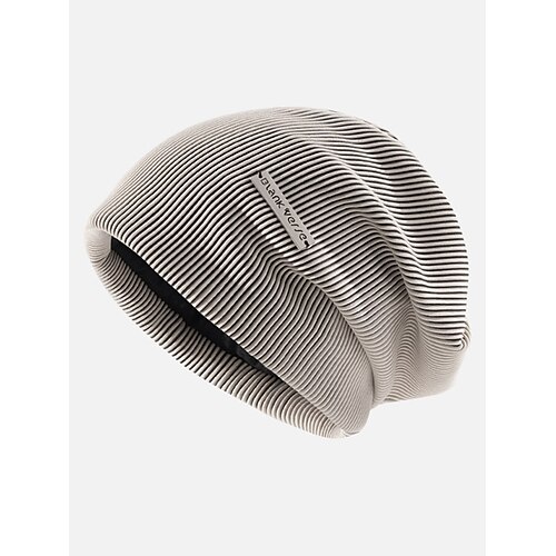 Lässige Damenmütze aus Polyester, in verschiedenen Farben erhältlich, perfekt für den St. Patrick's Day und den Alltag. Image