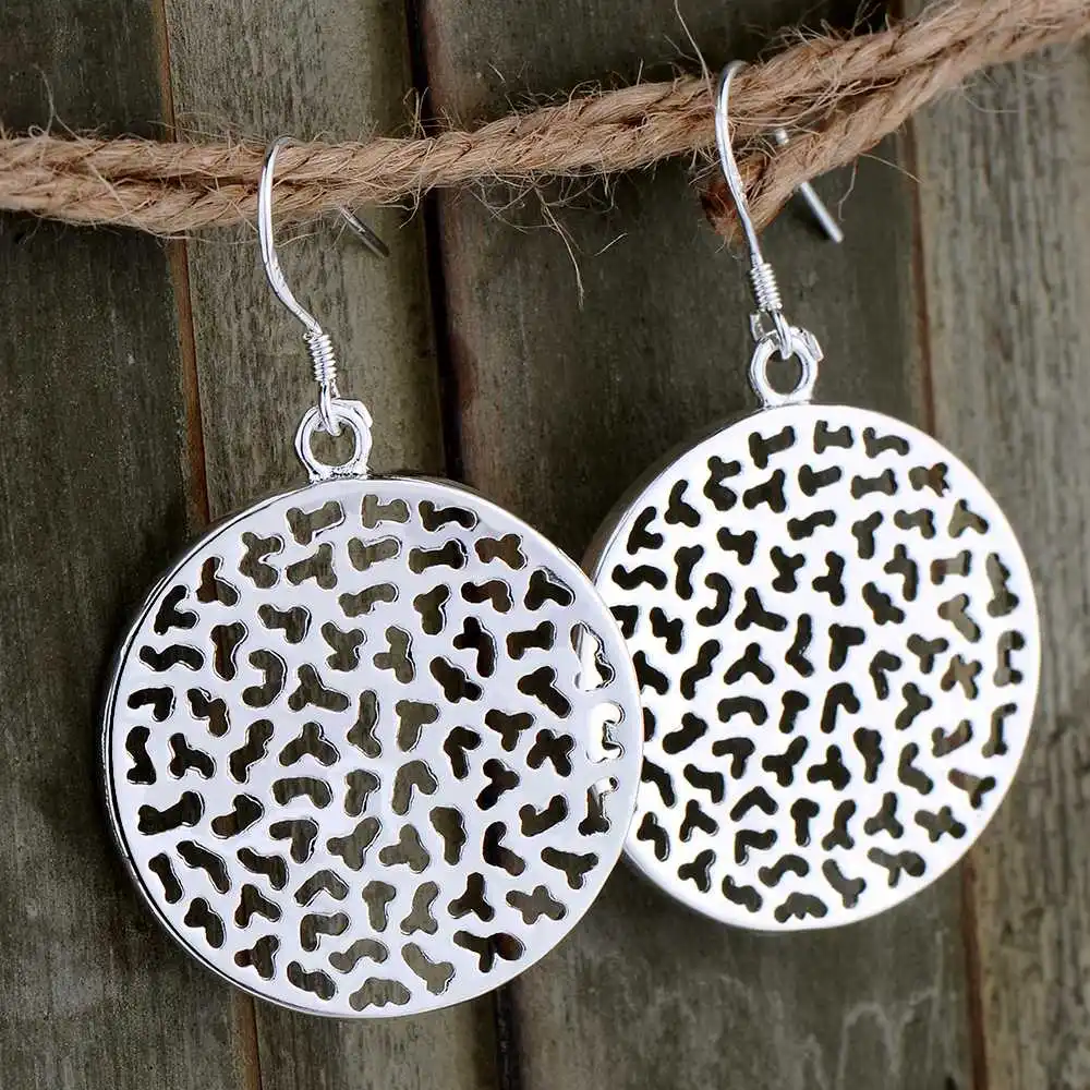 Neue Ohrringe aus 925er-Sterlingsilber für Damen, exquisiter Hochzeitsschmuck, elegante Damen-Accessoires, modische Party-Geschenke Image