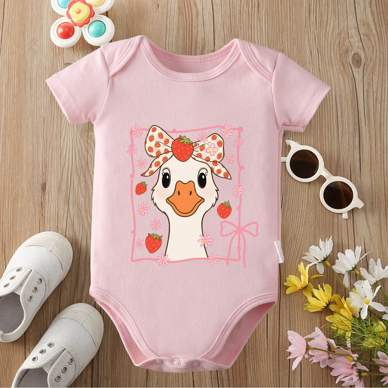 Starwberry Baby-Tücher mit exquisitem Aufdruck, reine Baumwolle, bequemer Einteiler-Body für Baby-Overall für Neugeborene im Alter von 0 bis 12 Monaten Image