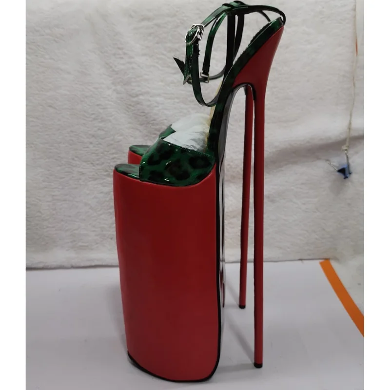 Schwarze hohle Schnalle Leder Sandalen Peep Toe dünne High Heel Mode sexy kühlen Sommer große Größe 2025, Frau Schuhe Zapatillas Mujer