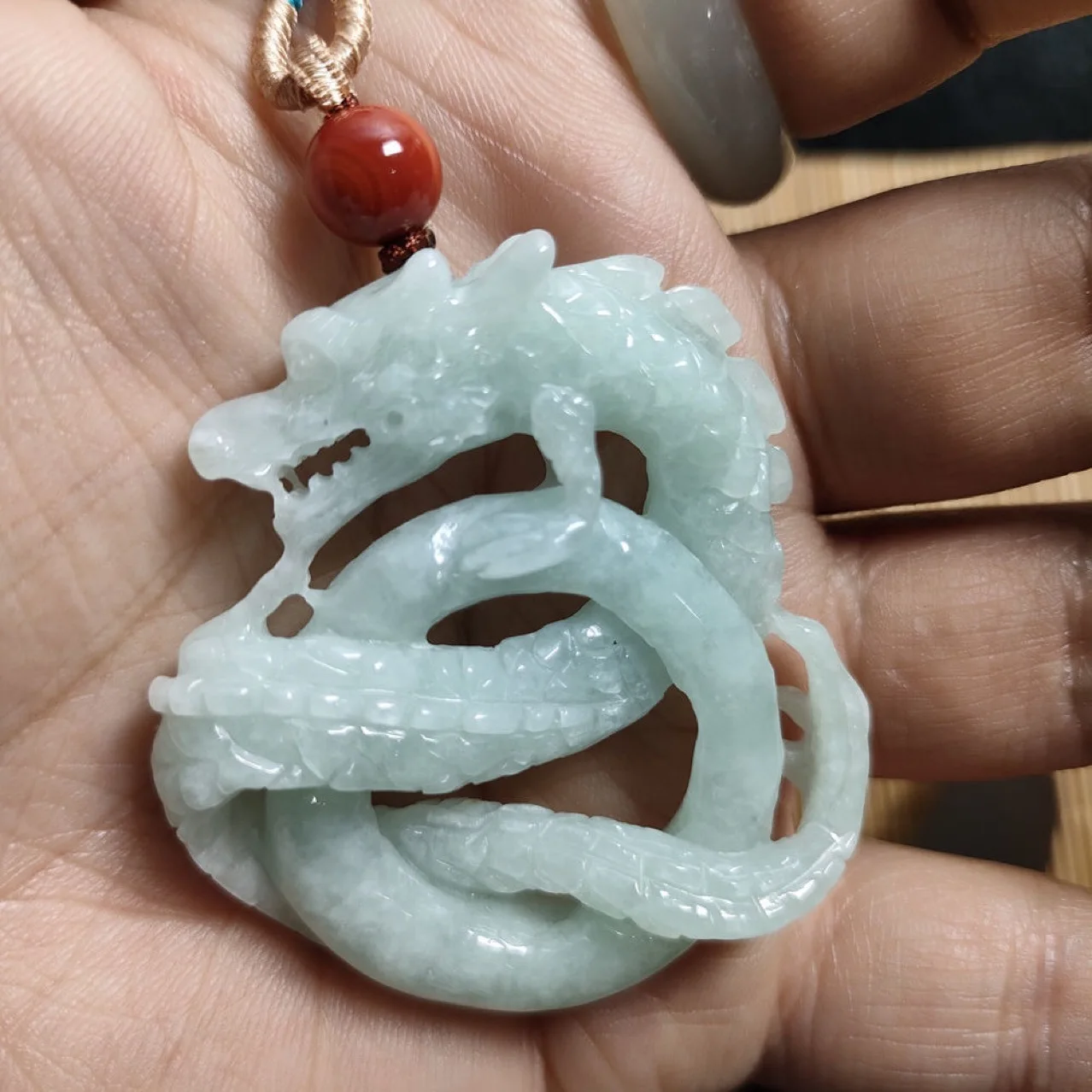 Myanmar Jadeit Drache Anhänger Halskette Designer Vintage Stein Modeaccessoires Geschnitztes Amulett Echter Schmuck Burmesische Jade Image