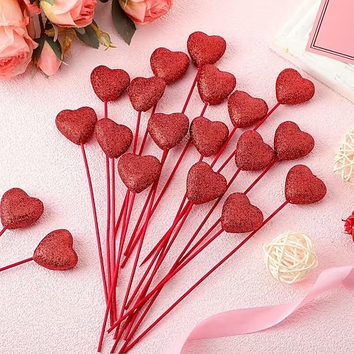 24 stecchini a forma di cuore in schiuma per San Valentino, rossi steli di schiuma a forma di cuore con glitter rosa e steli di legno, soffici cuori per matrimonio, bouquet decorazioni natalizie