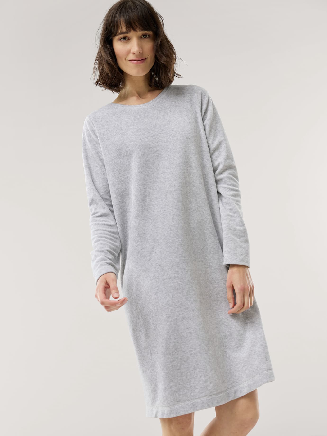 Nicki Kuschel Kleid Image