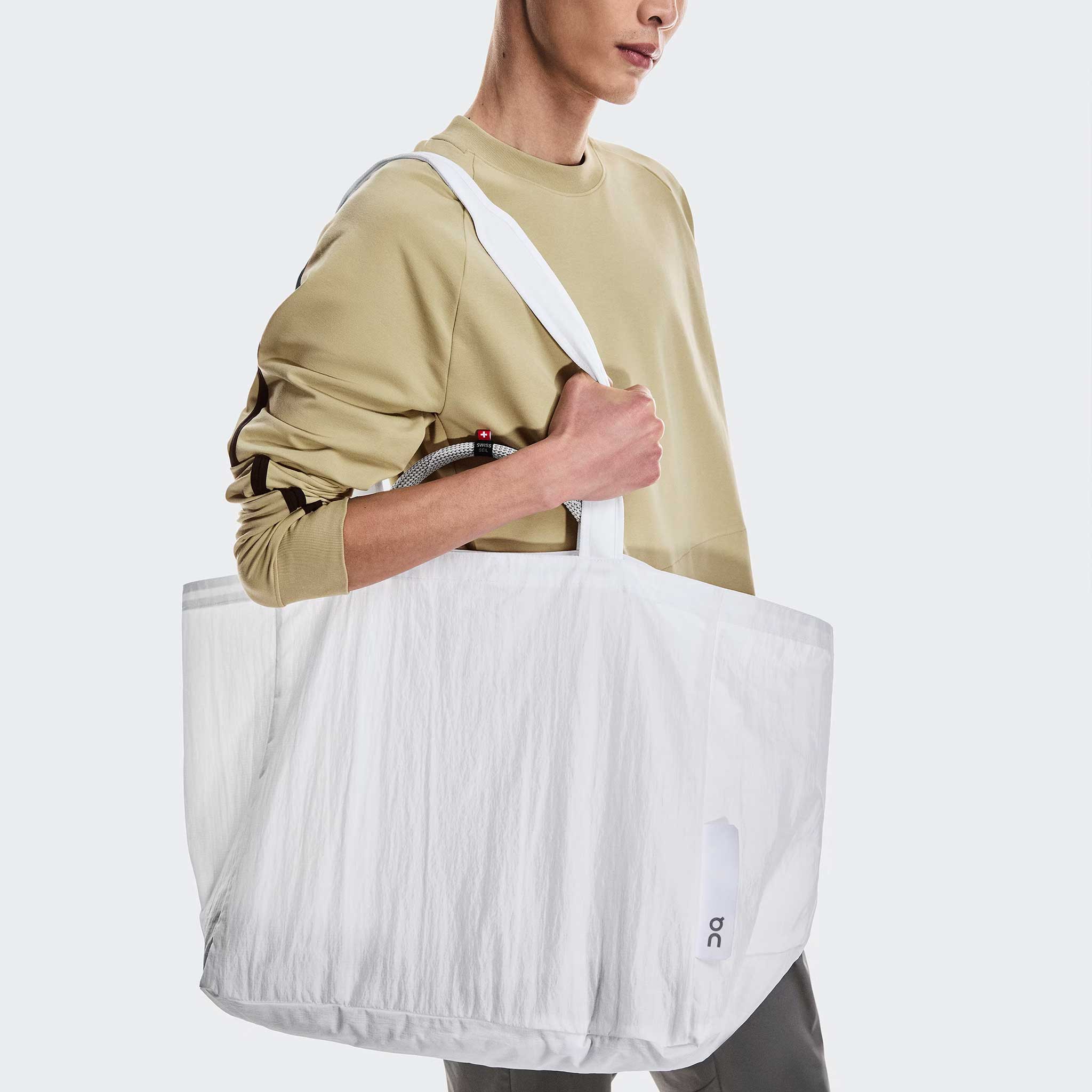 Luggage 4 - Holabird Sports