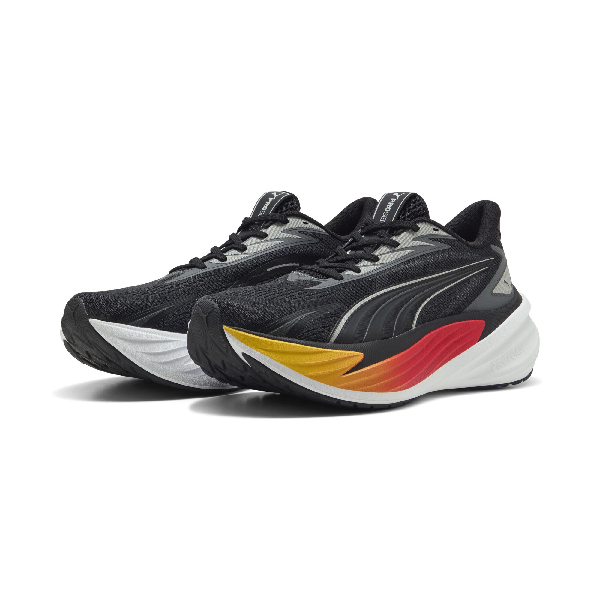 Trainingsschuh PUMA "Maxima Pro Laufschuhe Erwachsene", Herren, Gr. 38, schwarz rot gelb sizzle weiß, Obermaterial: Textil, Synthetik; Futter: Textil; Innensohle: Textil; Laufsohle: Gummi, Schuhe