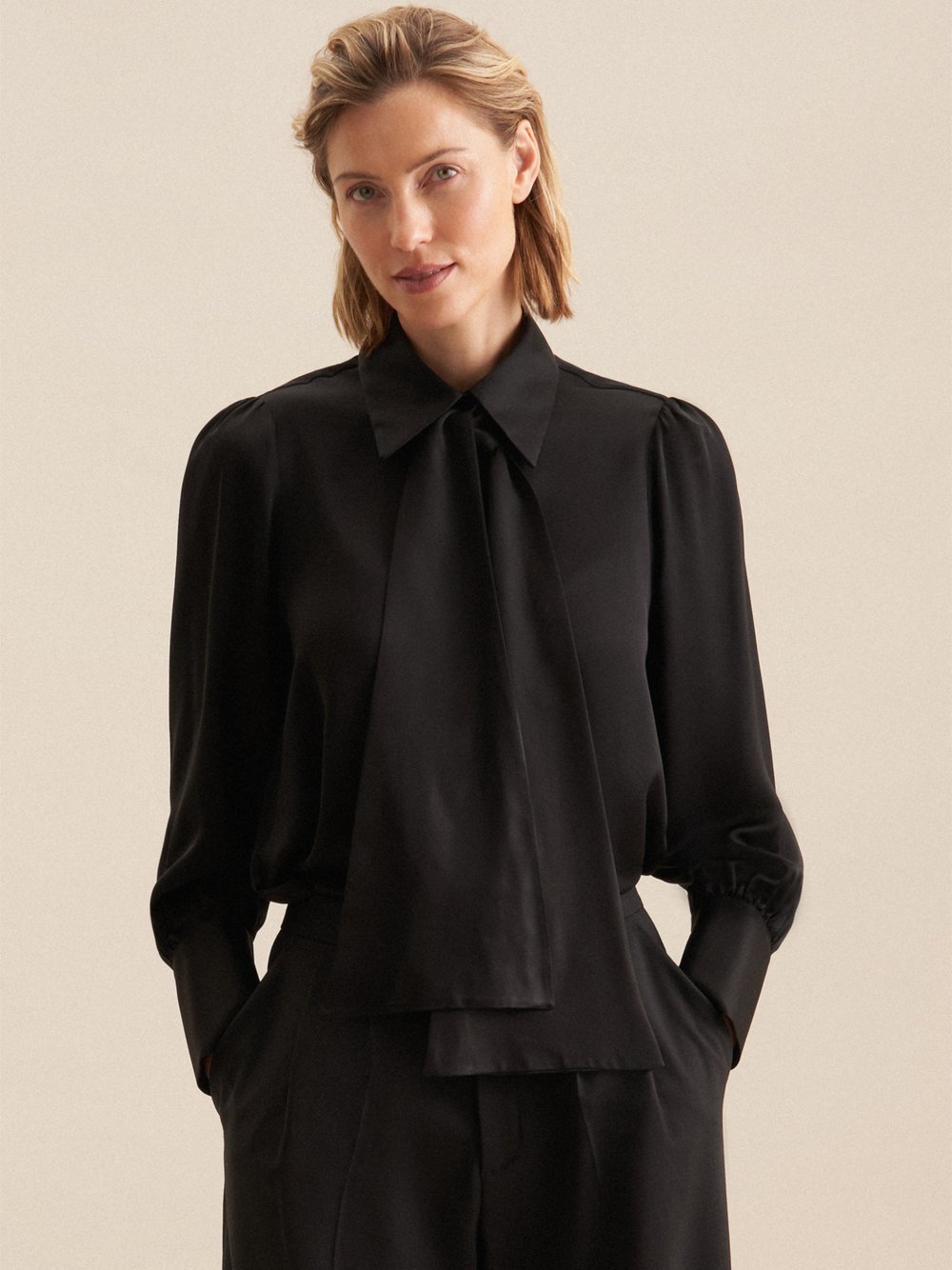 Seidensticker Schluppenbluse Damen schwarz, 44 Image