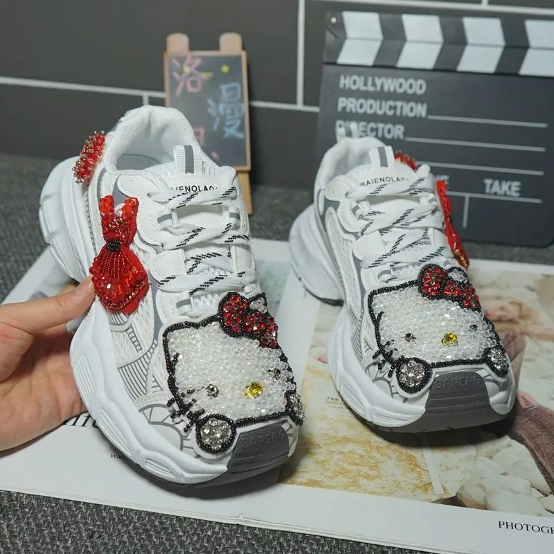 Sanrio Hello Kitty Sneakers Damen Dicke Sohle Vielseitige Diamantschuhe Sommer Mädchen Sport Freizeitschuhe Atmungsaktiv Student