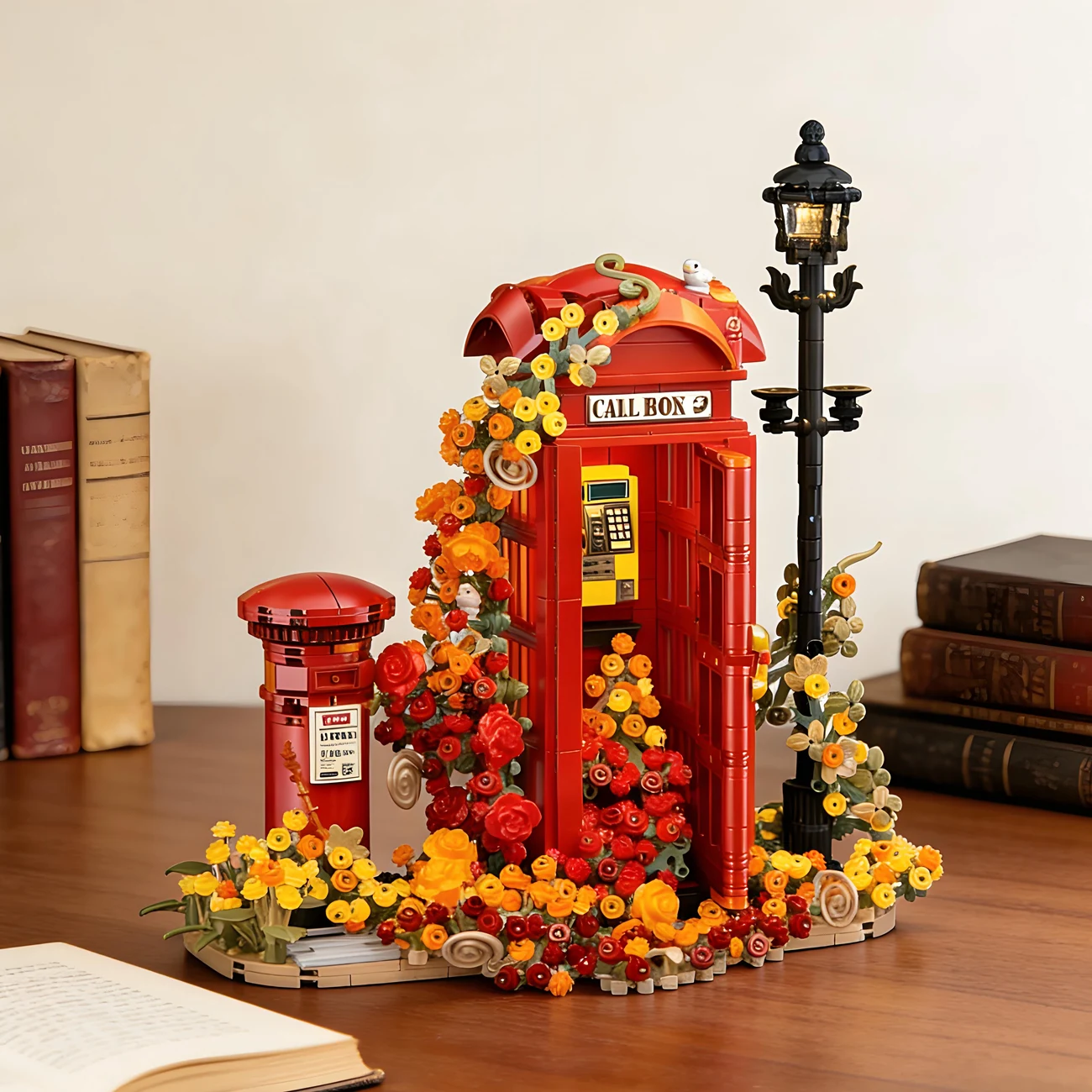 Street Flower Telephone Kiosk Box London Streetview Retro Bricks City Classic Display Model Building Block Gift Kid Set