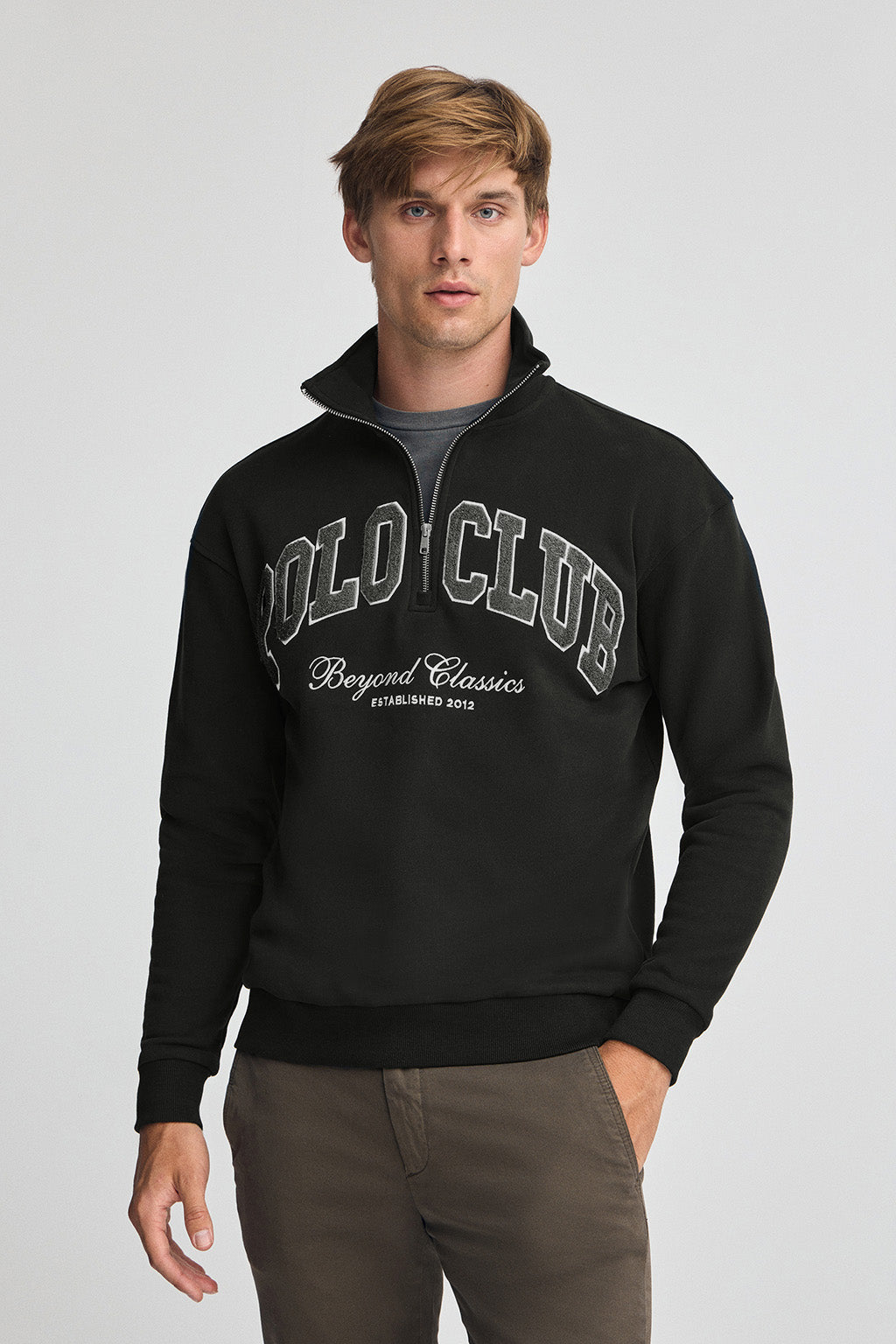 Sweatshirt schwarz mit halbem Reißverschluss und Logo Established 2012 Polo Club Image