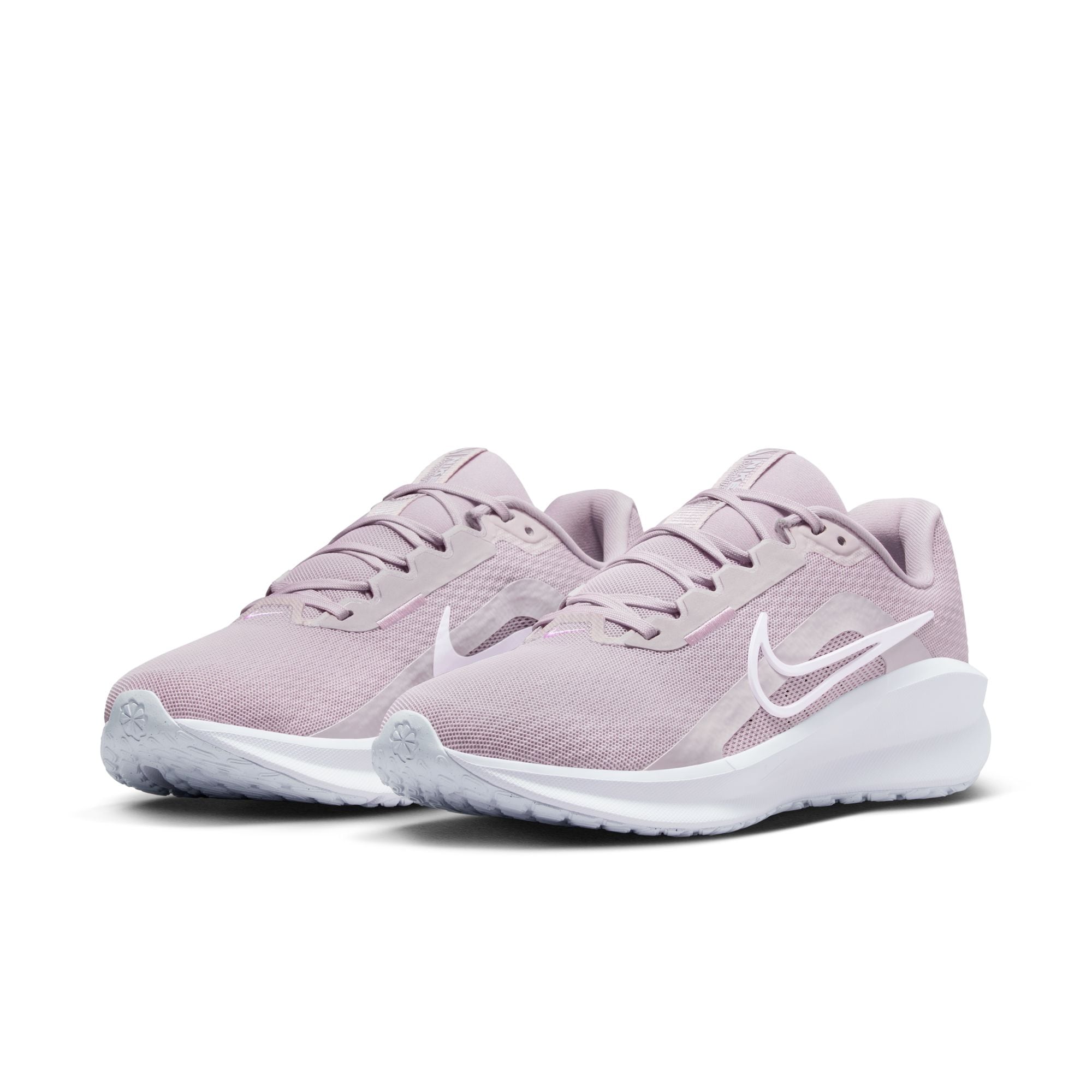 Laufschuh NIKE "DOWNSHIFTER 13", Damen, Gr. 38,5, platinum violet, weiß, photon dust, Schuhe Laufschuh