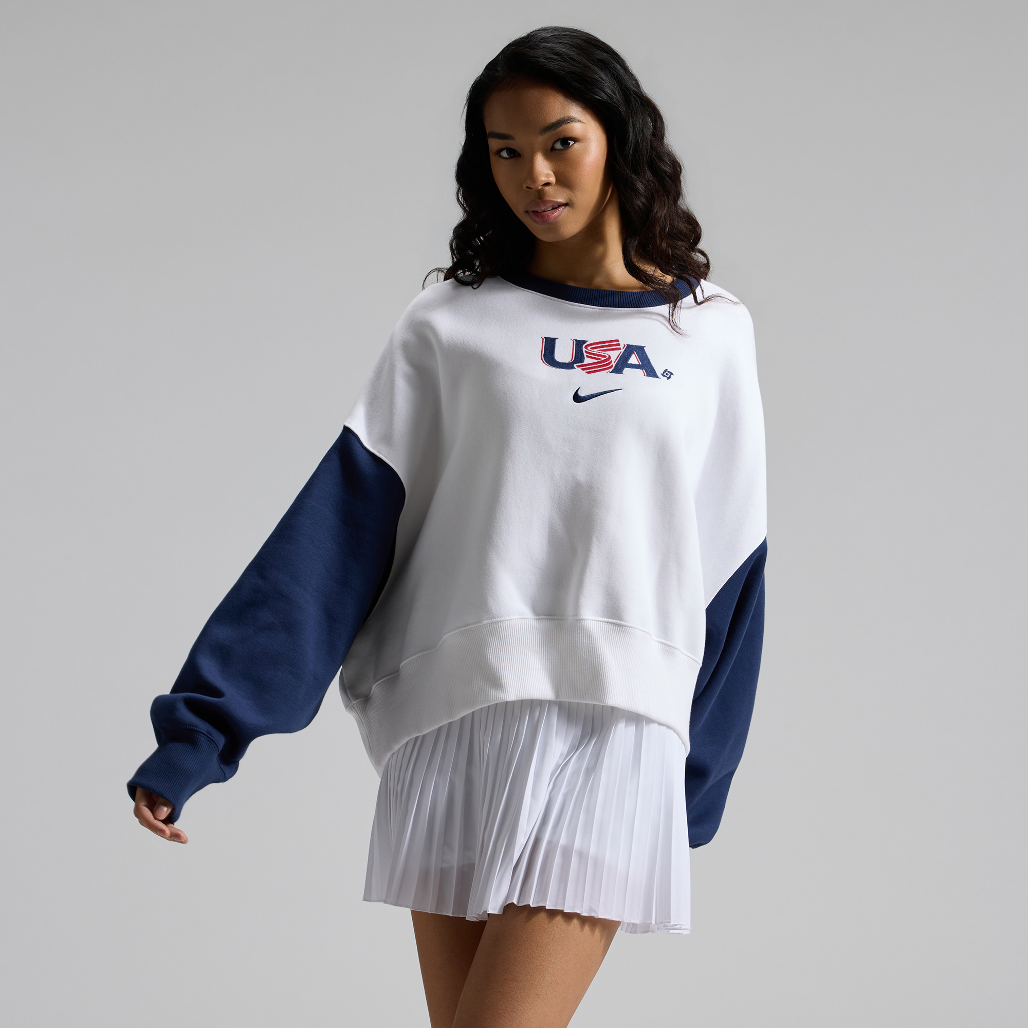 Nike Damen-Fleece-Sweatshirt in Weiß/Marineblau mit USA-Baseball-Motiv, World Baseball Classic Phoenix 2026 Image