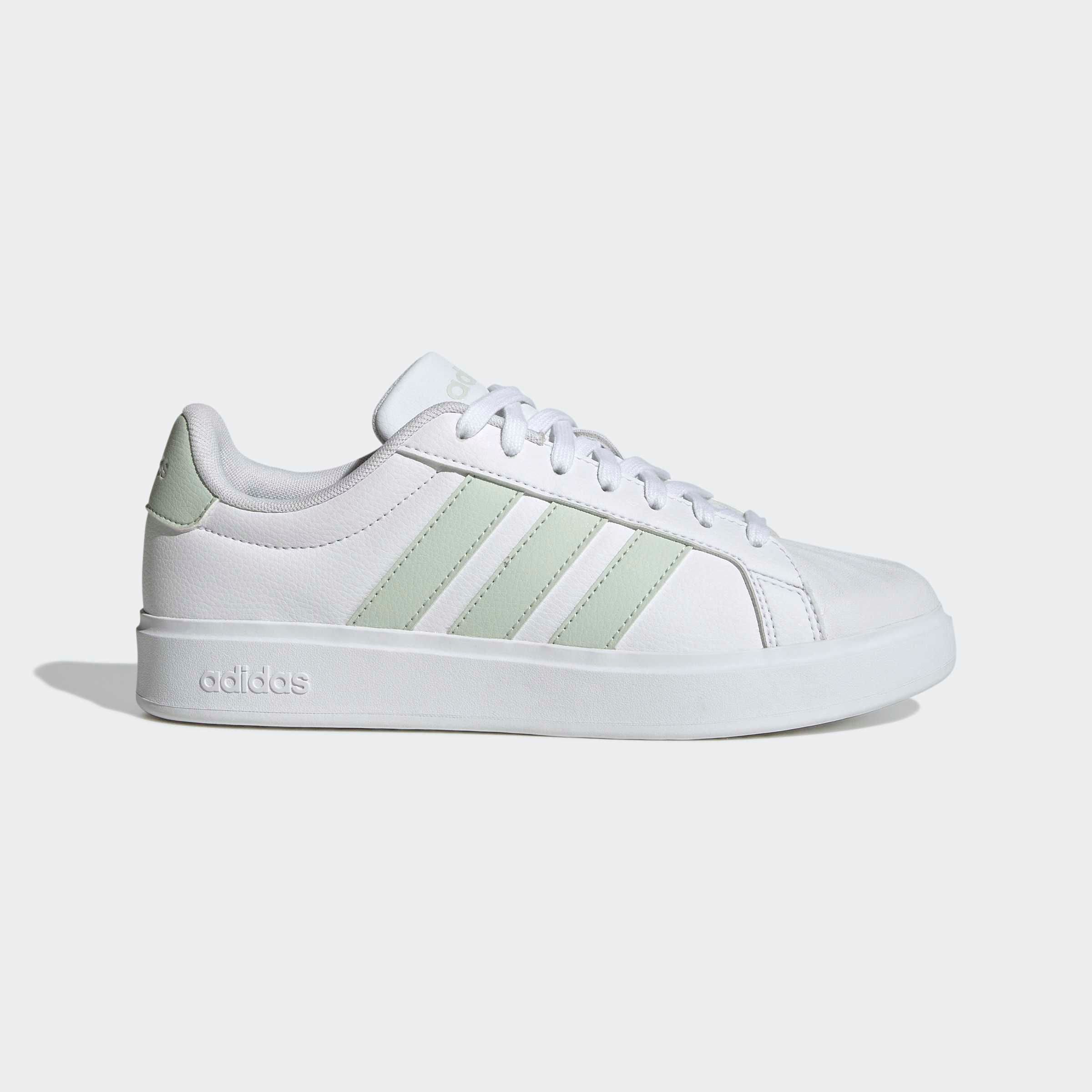 Sneaker ADIDAS SPORTSWEAR "STREETTALK", Damen, Gr. 42,5, cloud weiß, linen grün, ftwr weiß, Synthetik, Schuhe Sneaker, inspiriert vom Design des adidas Superstar