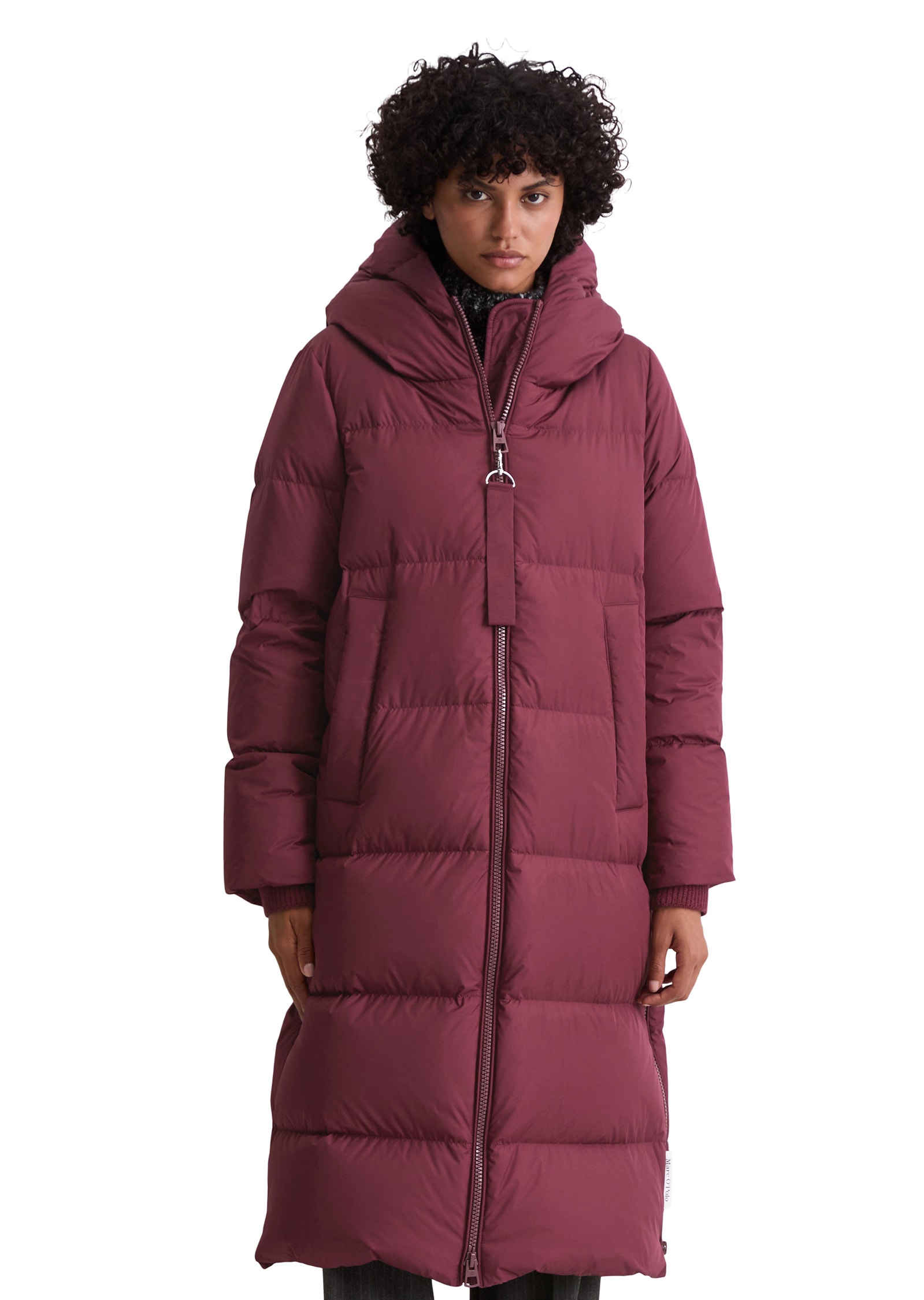 Daunenmantel MARC O'POLO "aus recycelten Materialien", Damen, Gr. 34, aubergine rot, Obermaterial: 100% Polyester; Füllung: 80% Daune, 20% Feder; Futter: 100% Polyamid, unifarben, regular fit, Strickbündchen, Mäntel Daunenmantel