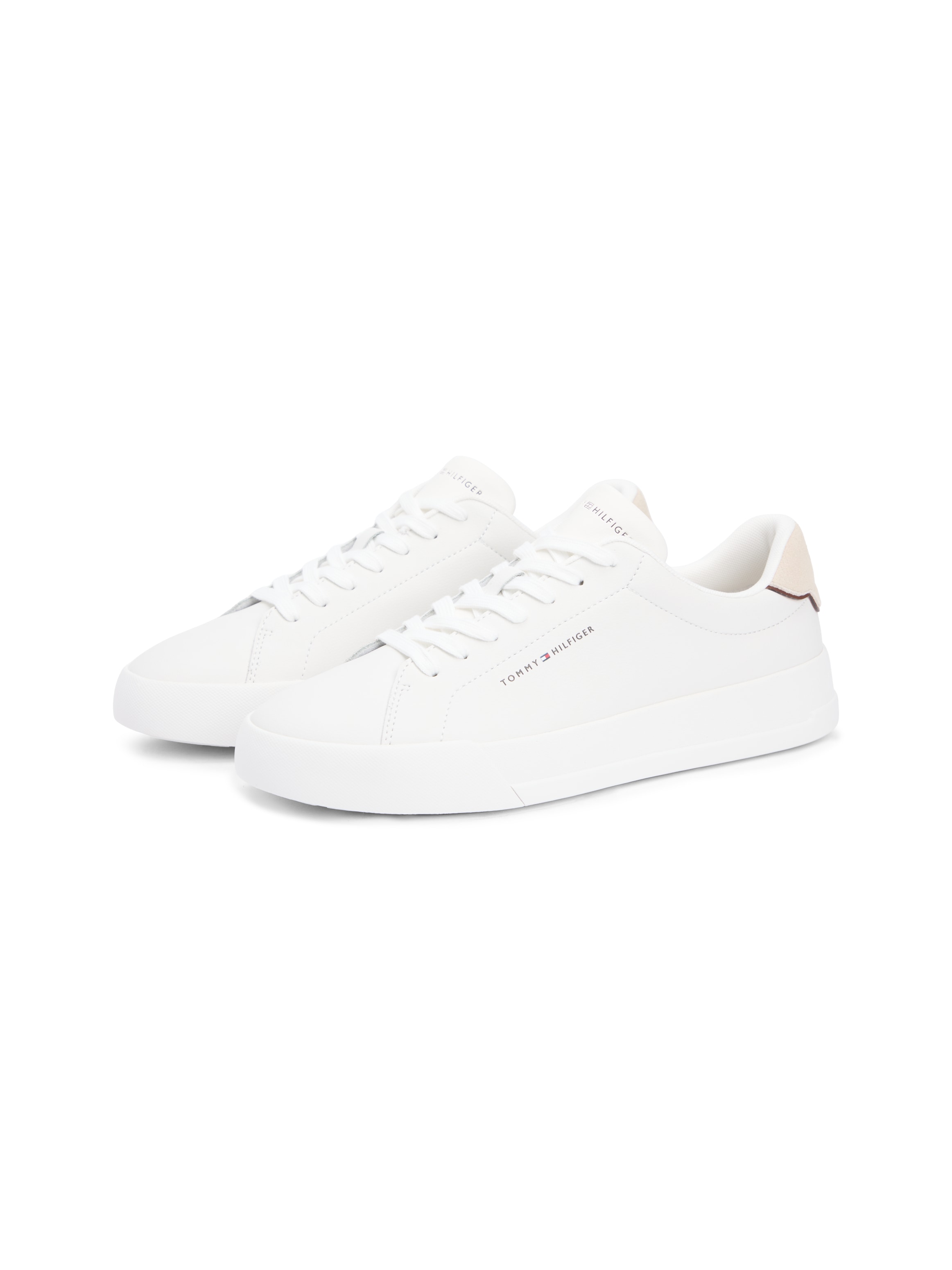 Sneaker TOMMY HILFIGER "TH COURT LTH DETAIL ESS", Herren, Gr. 48, weiß, beige, Leder, Lederimitat, unifarben mit Farbeinsatz, Schuhe Sneaker, Freizeitschuh, Halbschuh, Schnürschuh mit seitlichem Logoschriftzug