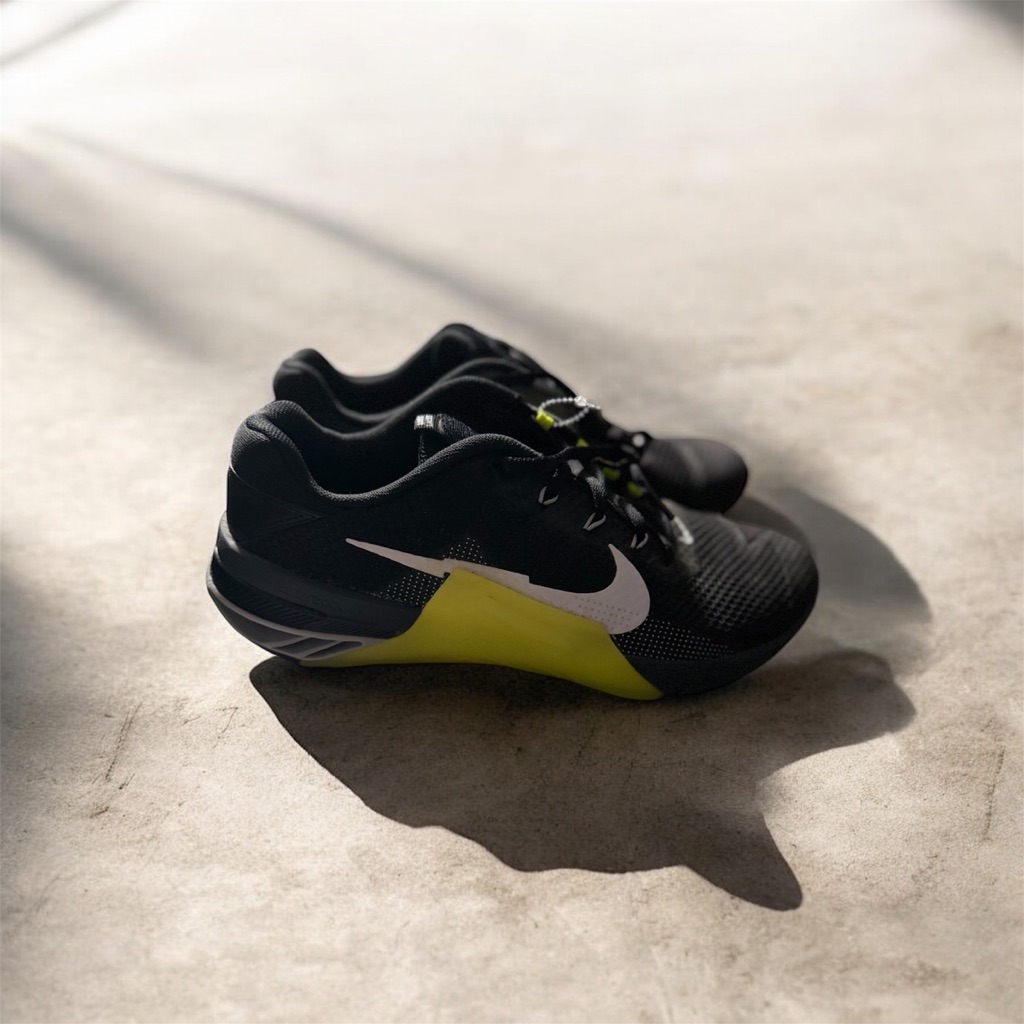 Nike Shoes | Men’s Nike Metcon Black And Yellow Shoes | Color: Black/Yellow | Size: 11