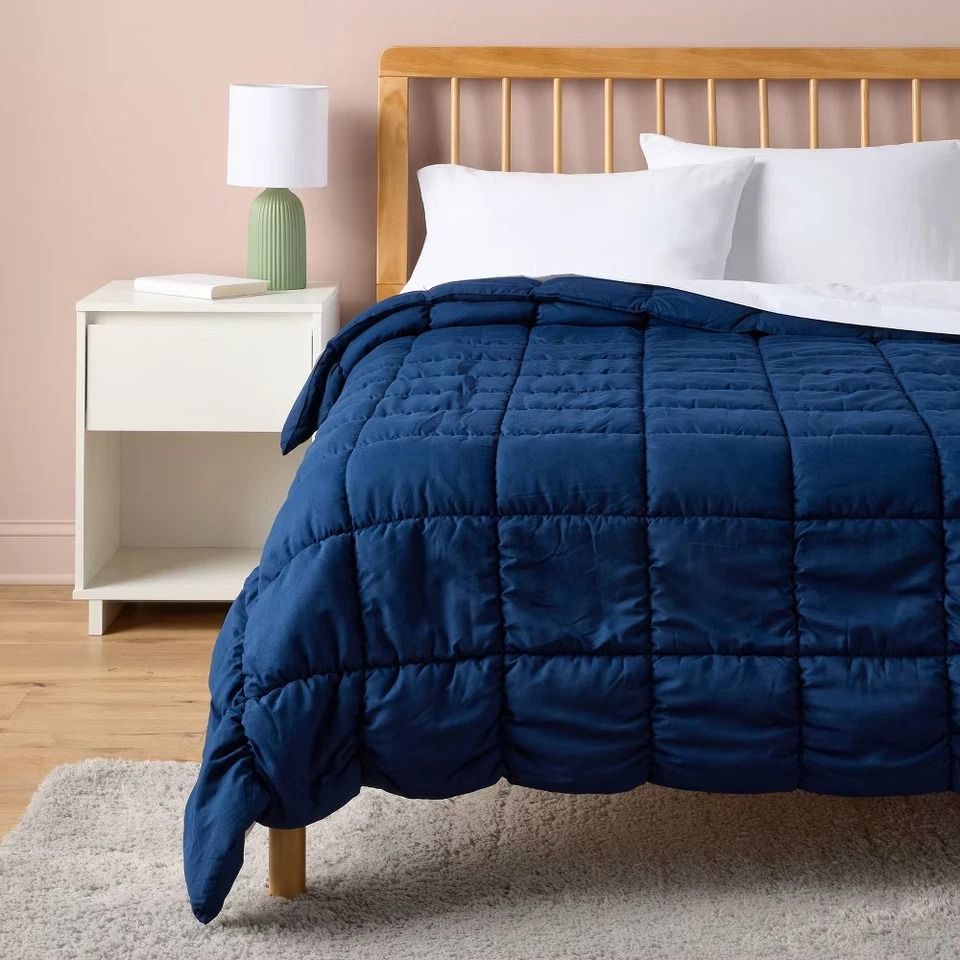 Room Essentials King Puffer Box Stitch Comforter Navy Blue, Lightweight And Recycled Polyester Fill, Soft Microfiber Room Essentials King Puffer Box Stitch Comforter Navy Blue, Lightweight And Recycled Polyester Fill, Soft Microfiber