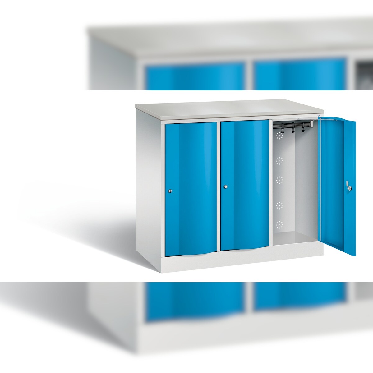 C+P Garderobenschrank Resisto, H1077xB1148xT540mm Image