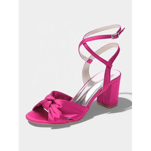 Damen-Sandalen aus fuchsiafarbenem Satin mit Blockabsatz und Schleifendetail am Knöchelriemen – elegante Schuhe für Brautjungfern bei Gartenhochzeiten im Freien Image
