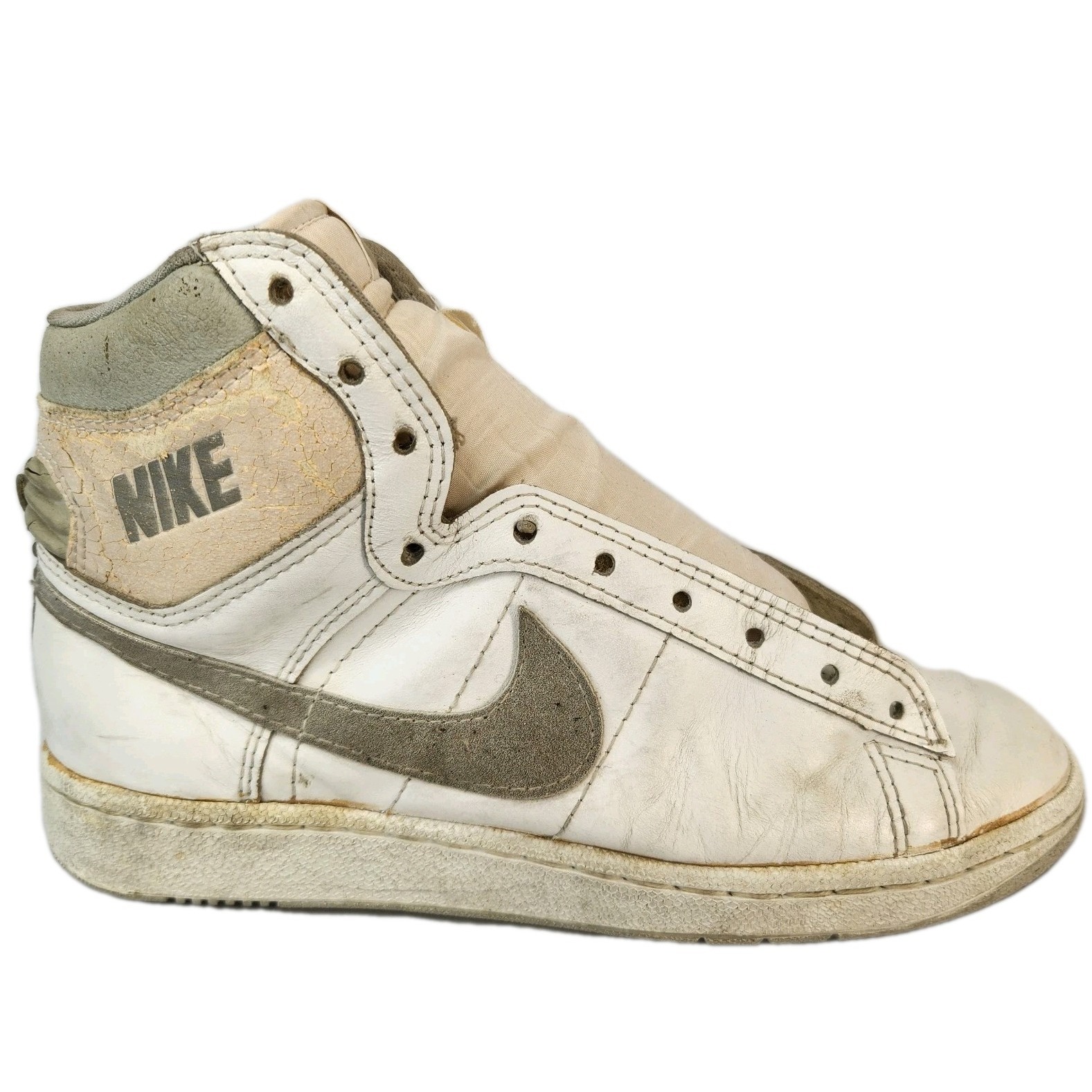Nike Shoes | Vintage Nike Penetrator Sneaker Mens 7 White Gray 1986 High Top Shoe B60103th | Color: White | Size: 7